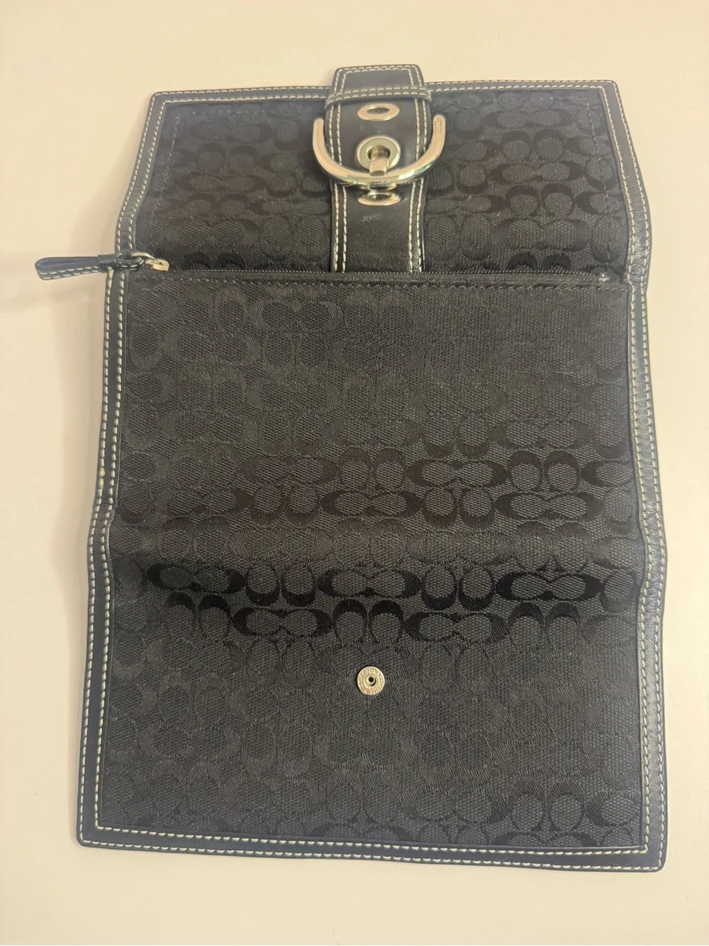 💖 #331 Coach Vintage SoHo Signature Buckle Trifold Long Wallet